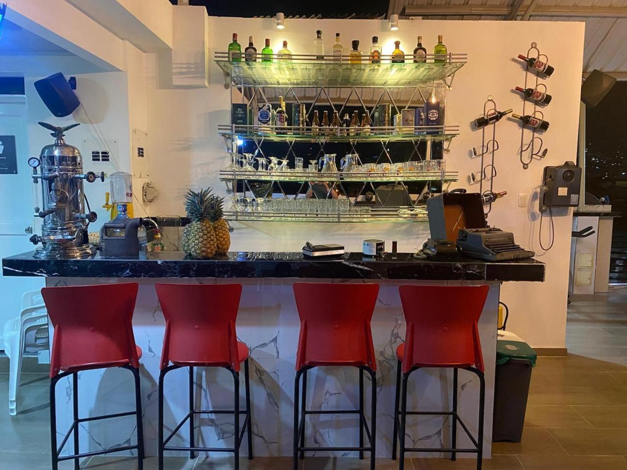 Hotel Alameda Plaza كالي المظهر الخارجي الصورة
