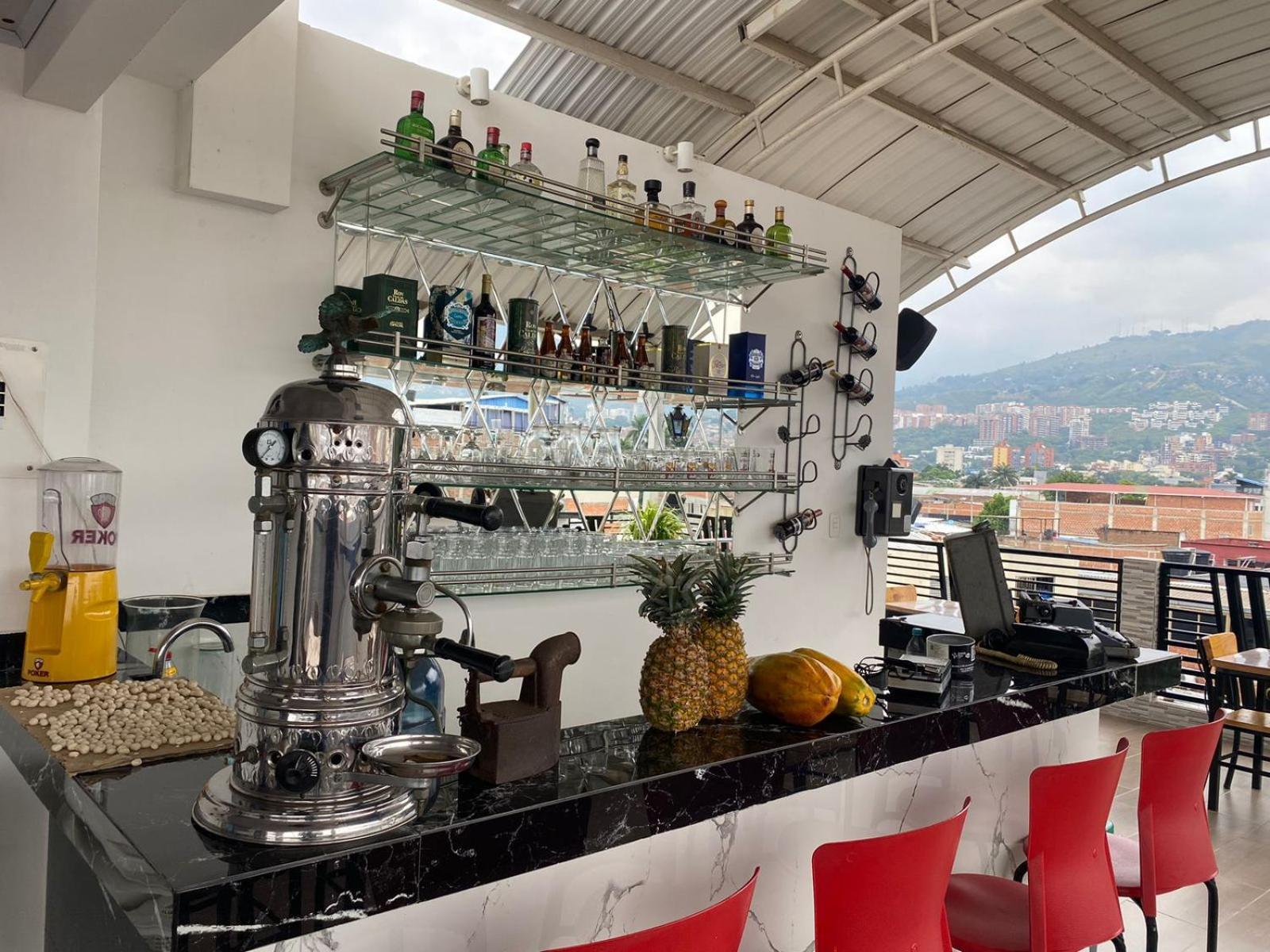 Hotel Alameda Plaza كالي المظهر الخارجي الصورة